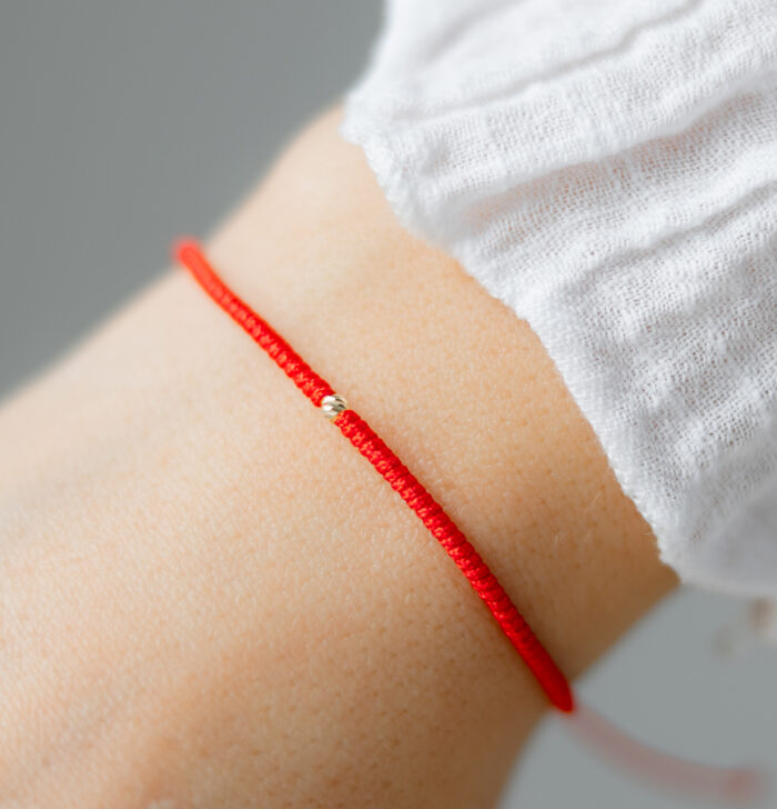 Bratara martisor cu o biluta aur 14k din snur rasucit  M9 - imagine 3
