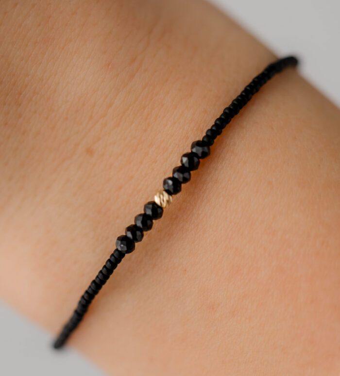 Bratara cu o biluta de aur 14k, piatra semipretioasa de spinel si margele miyuki negru mat - imagine 1
