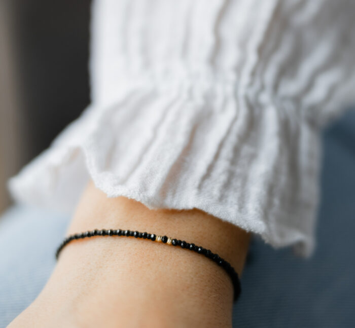 Bratara cu 2 bilute de aur 14k si combinatie spinel cu miyuki mat - imagine 5
