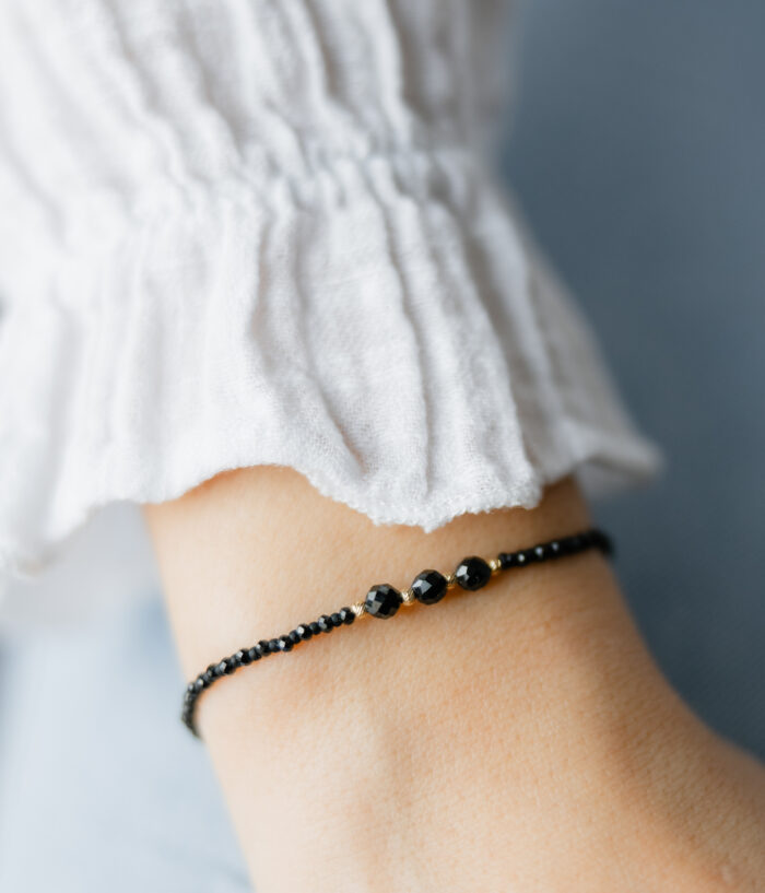 Bratara cu 4 bilute de aur 14k si combinatie spinel cu miyuki mat - imagine 2