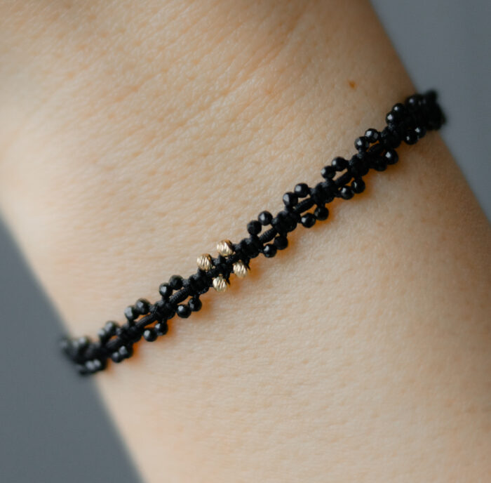 Bratara cu 4 bilute de aur 14k si piatra semipretioasa de spinel, model impletit 2 - imagine 3