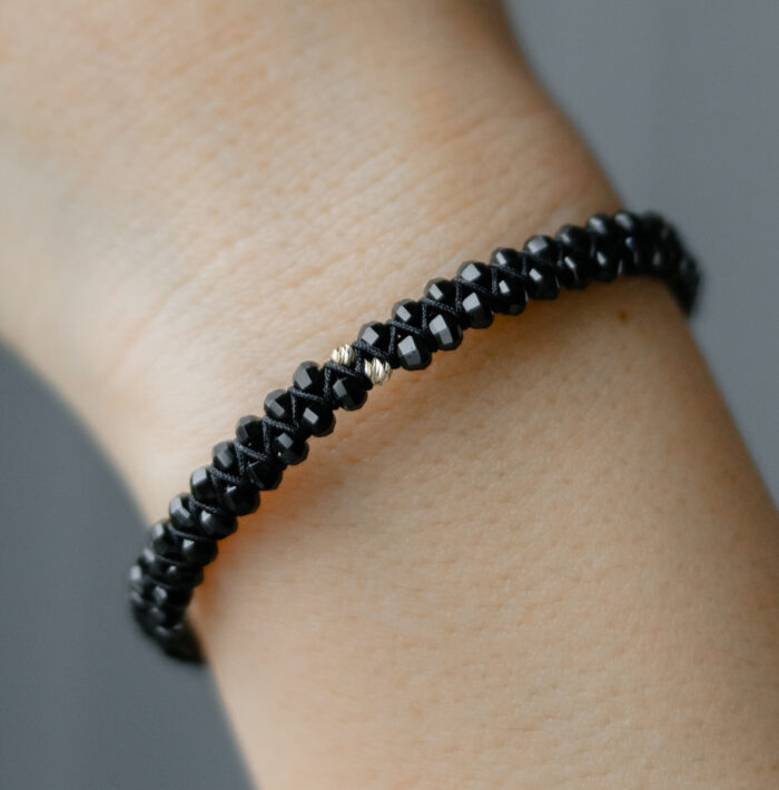 Bratara cu 2 bilute de aur 14k si piatra semipretioasa de spinel, model impletit 6 - imagine 3