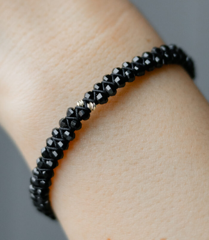 Bratara cu 2 bilute de aur 14k si piatra semipretioasa de spinel, model impletit 6 - imagine 2
