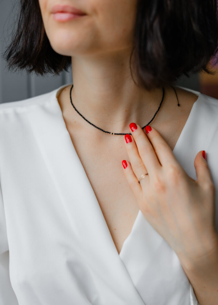 Colier cu 2 bilute de aur 14k si combinatie de spinel cu miyuki mat pe snur negru - imagine 6