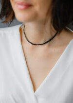 Colier cu 4 bilute de aur 14k si combinatie de spinel cu miyuki mat pe snur negru, model impletit 1 - imagine 3