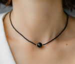 Colier cu 2 bilute de aur 14k, piatra neagra de Agat si combinatie de spinel cu miyuki mat pe snur negru